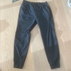 Size large Lululemon joggers